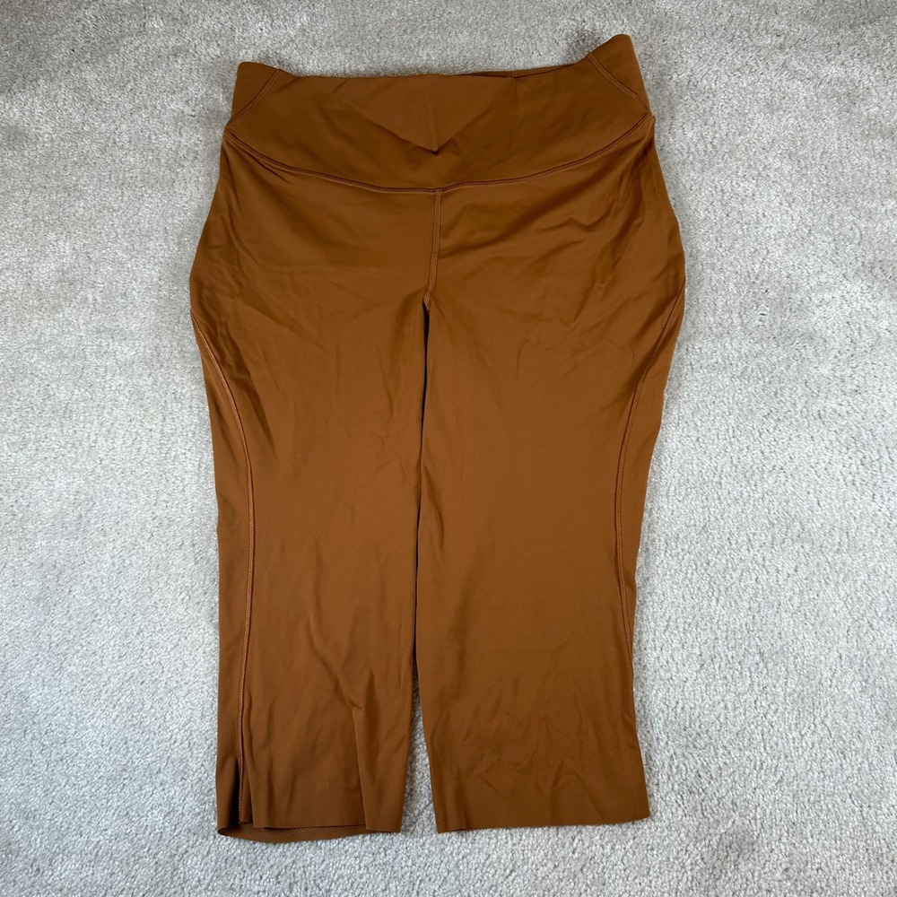 Lululemon Base Pace High Rise Crop 18 Leggings Womens 14 Copper‎ Nulux Running
